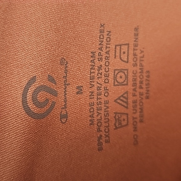 Champion Women Yoga exercise pants, Size Medium, Color Peach - Picture 4 of 5